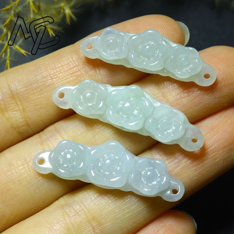 1 pièce Fleur en jadéite émera - Jewelry & Watches Spółka Z Ograniczoną Odpowiedzialnością avis et prix