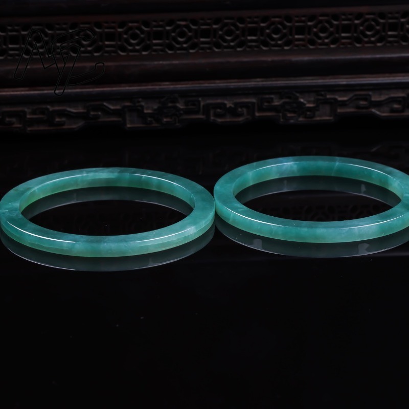 Bracelet en émeraude naturelle - Jewelry & Watches Spółka Z Ograniczoną Odpowiedzialnością avis et prix