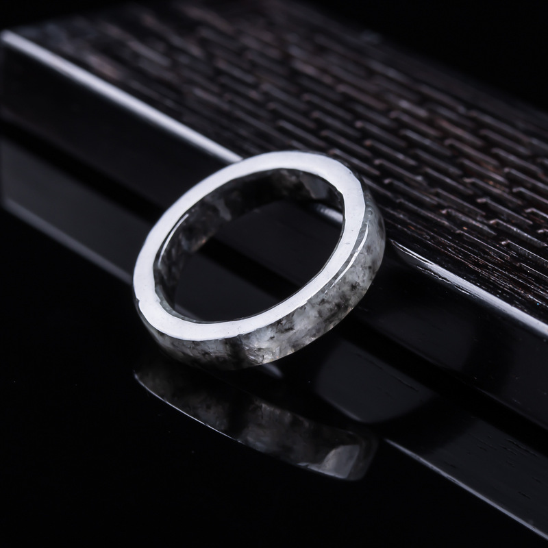 Bague en jadéite noire de Birm - Jewelry & Watches Spółka Z Ograniczoną Odpowiedzialnością avis et prix