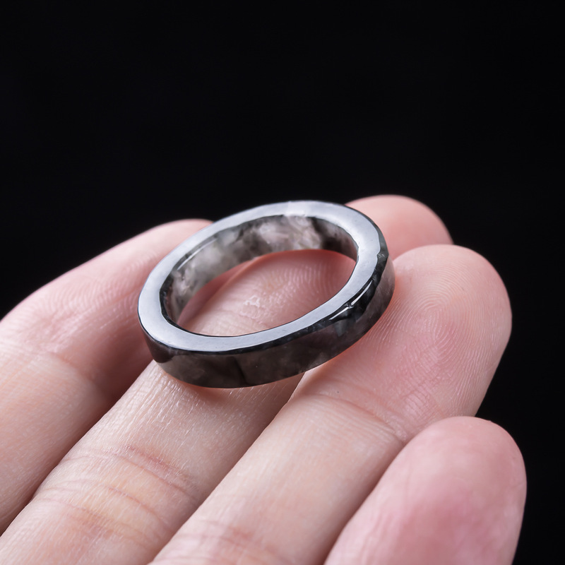 Bague en jadéite noire de Birm - Jewelry & Watches Spółka Z Ograniczoną Odpowiedzialnością avis et prix